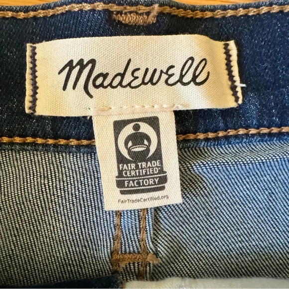Madewell Size 27 High Rise Denim Shorts Raw Edge Roll Cuff Blue Jean Zip Button - Picture 3 of 9